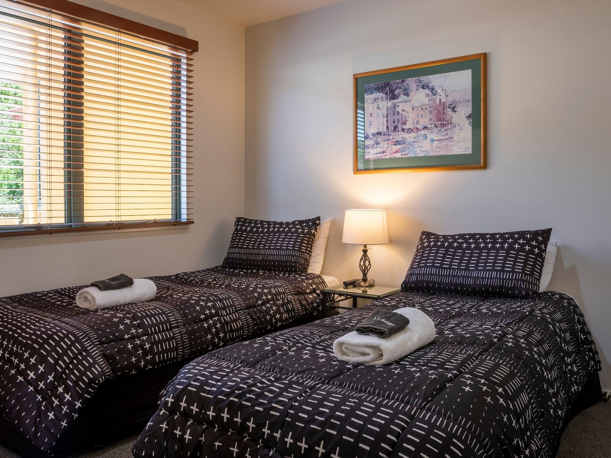 Tuscany Gardens Motor Lodge Nelson Bagian luar foto